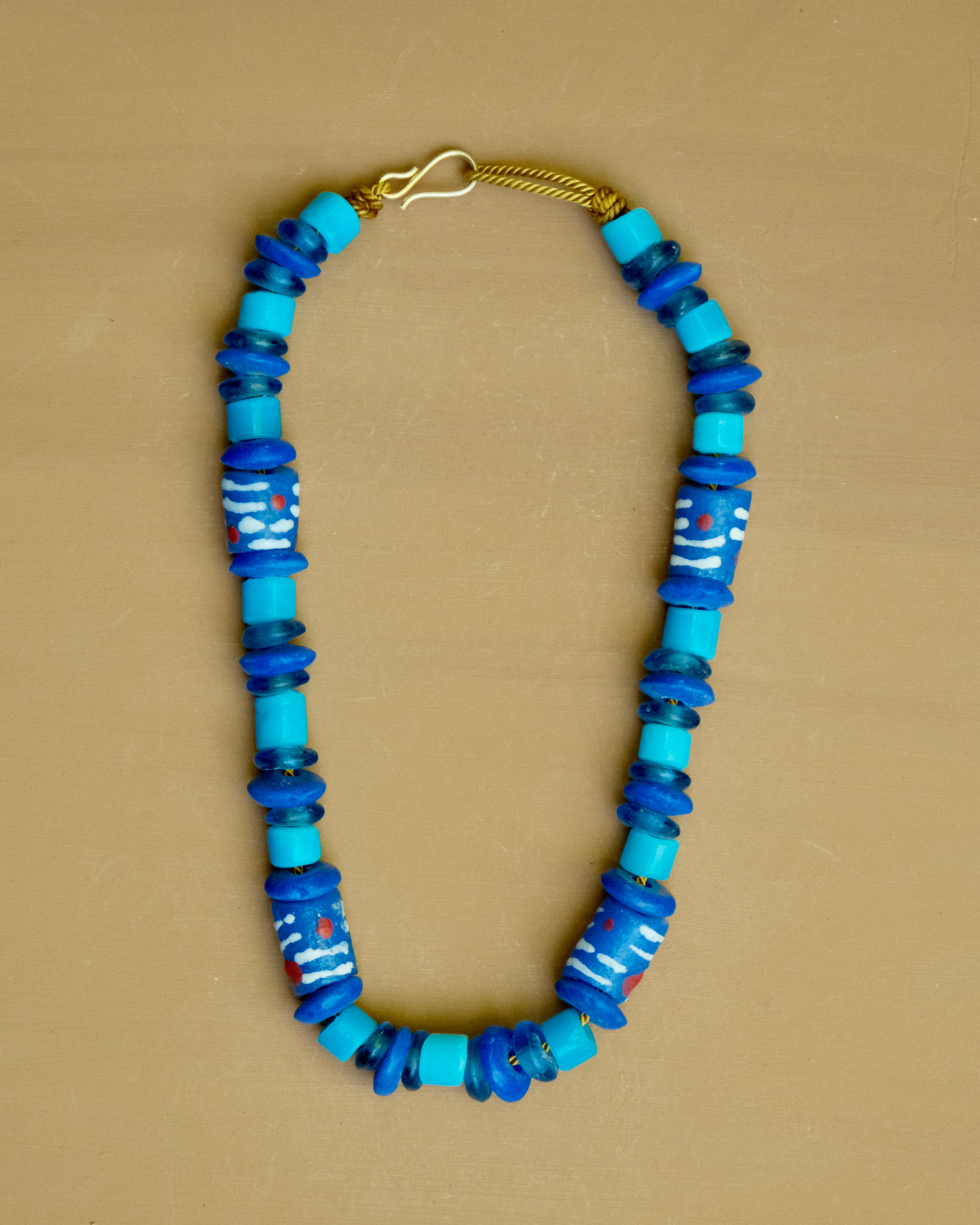 Collier 36