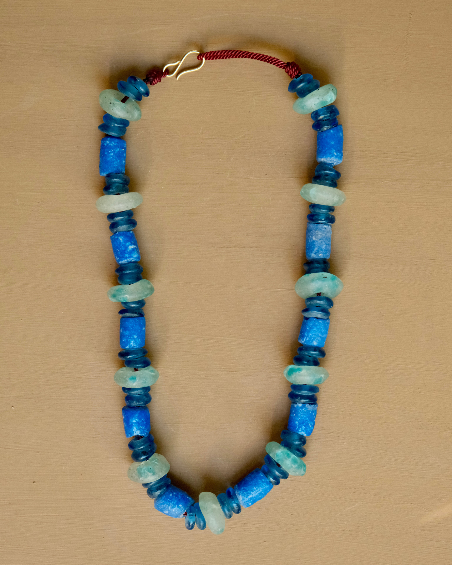 Collier 53