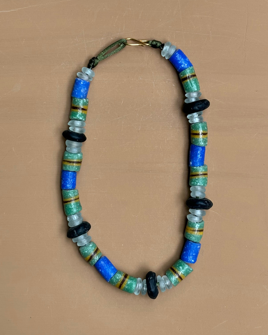 Collier 107