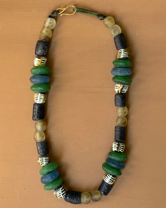 Collier 114