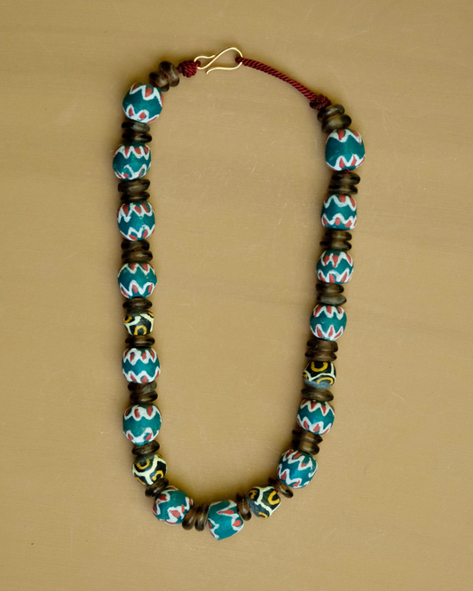 Collier 46