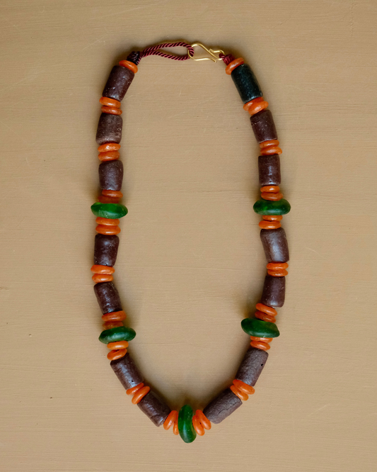 Collier 47