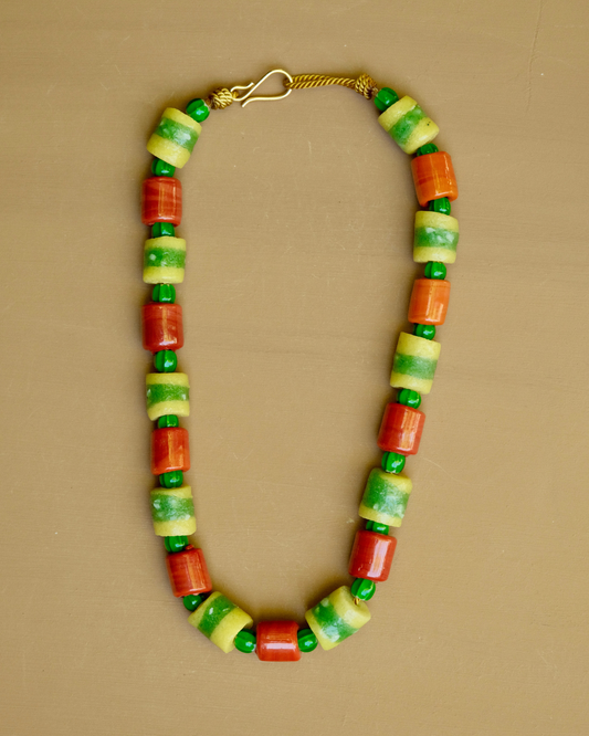 Collier 18
