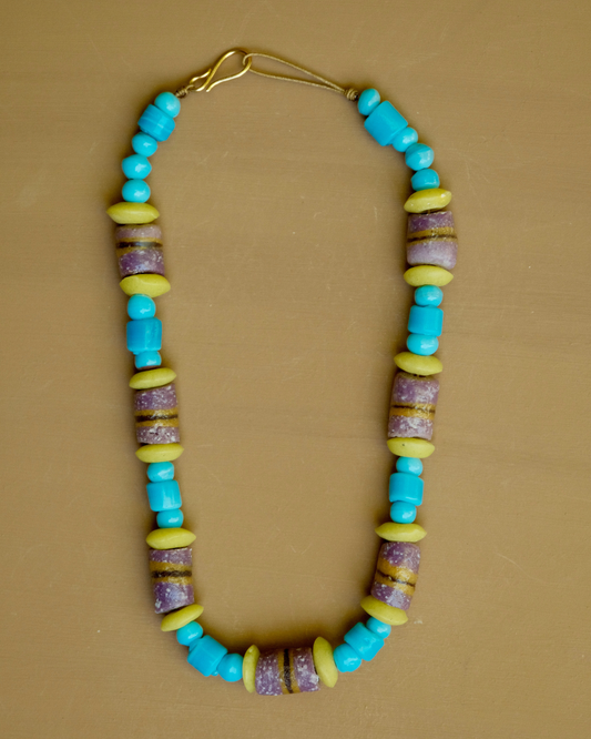 Collier 19
