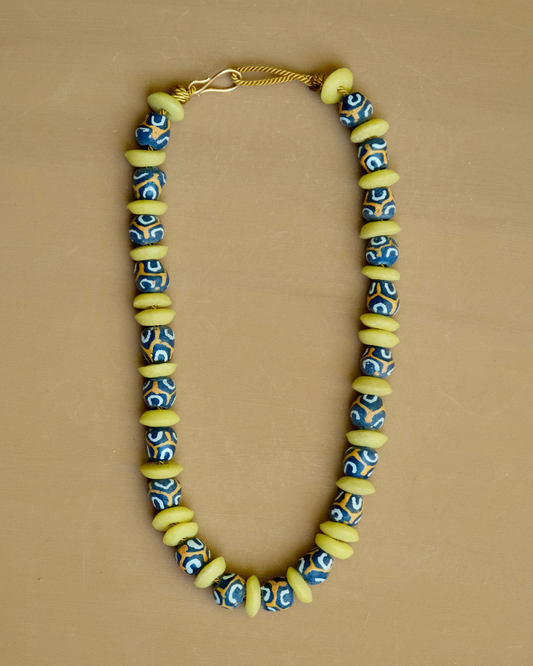 Collier 33