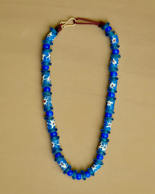Collier 37