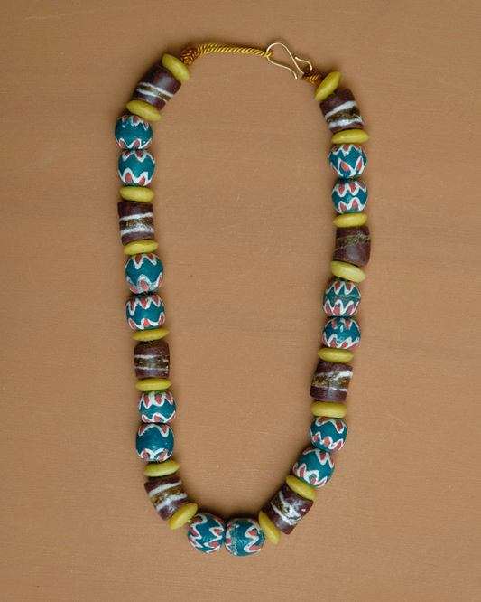Collier 24
