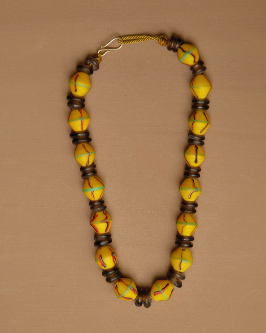 Collier 44